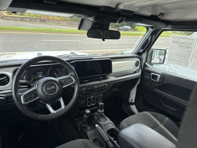 2024 Jeep Wrangler Sahara 4xe