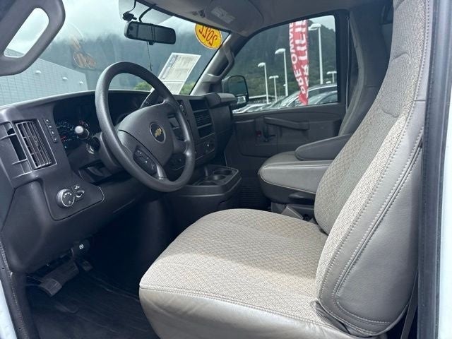 2022 Chevrolet Express 2500 Work Van Cargo
