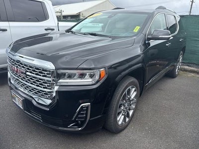 2023 GMC Acadia Denali