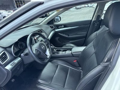 2023 Nissan Maxima SV