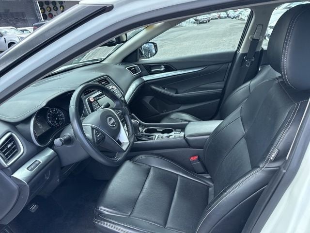 2023 Nissan Maxima SV