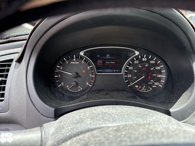 2016 Nissan Altima 2.5 SR