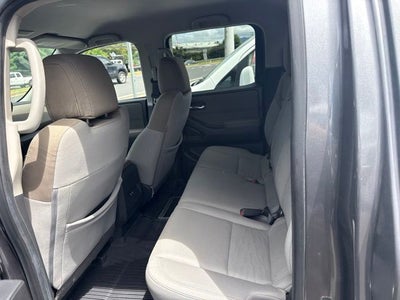 2022 Nissan Frontier SV