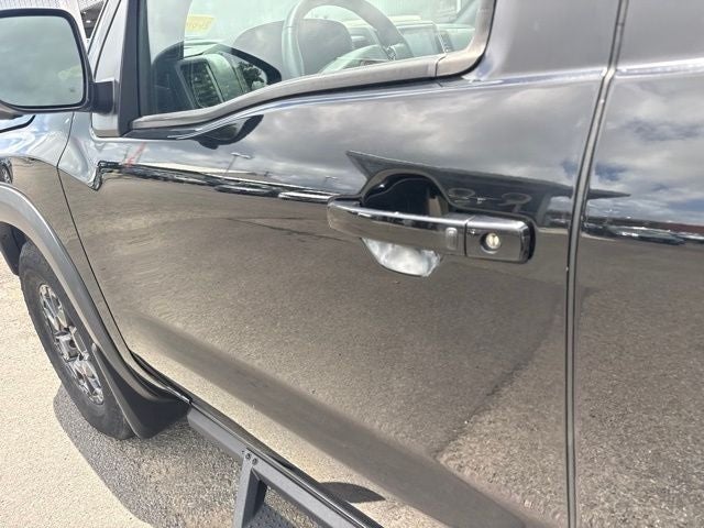 2022 Nissan Frontier PRO-X