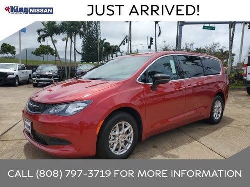 2025 Chrysler Voyager LX