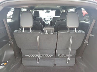 2025 Chrysler Voyager LX