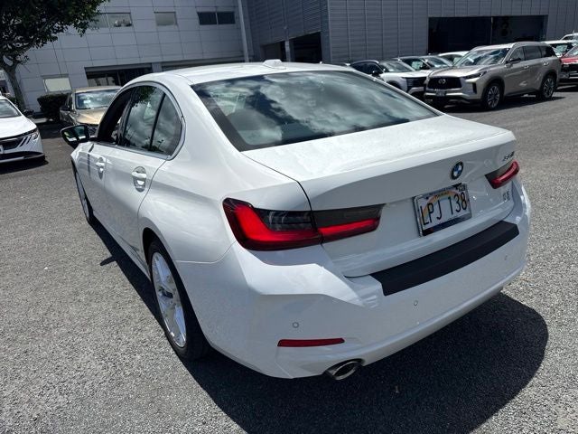 2025 BMW 3 Series 330i