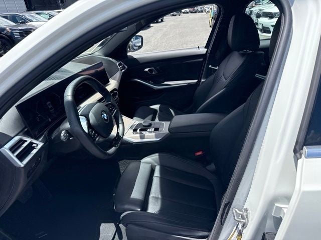 2025 BMW 3 Series 330i
