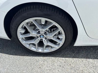 2025 BMW 3 Series 330i