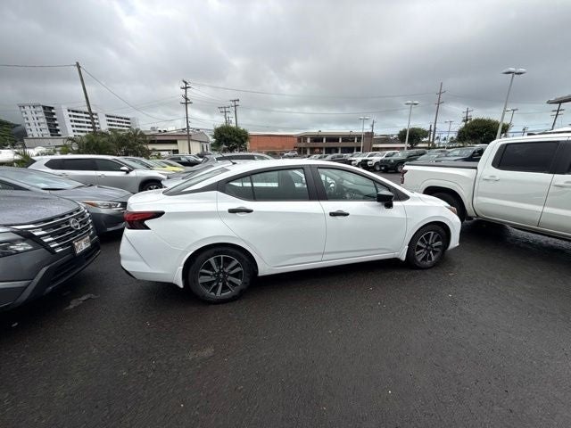 2025 Nissan Versa 1.6 S