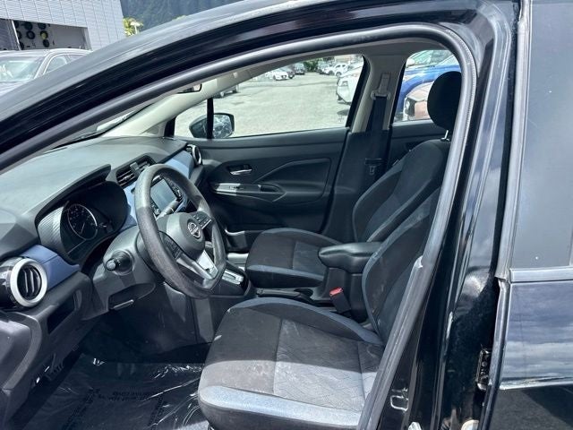 2023 Nissan Versa 1.6 SV