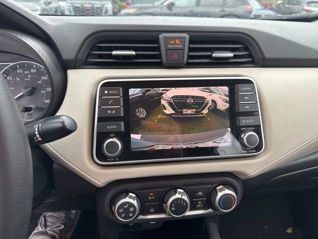 2021 Nissan Versa 1.6 SV