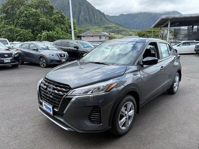 2025 Nissan Kicks Play S