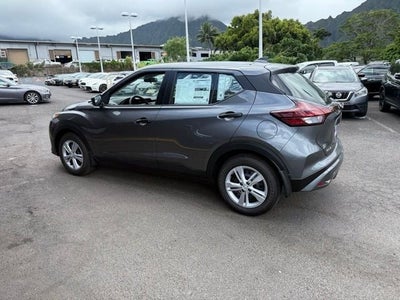 2025 Nissan Kicks Play S