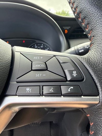 2021 Nissan Kicks SR