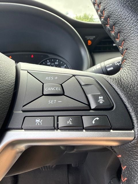 2021 Nissan Kicks SR
