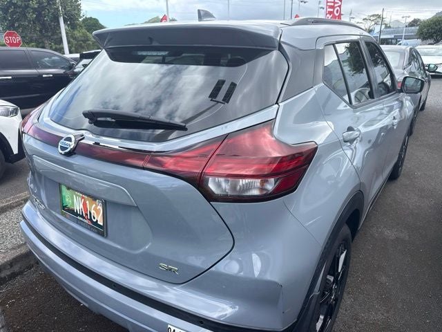 2021 Nissan Kicks SR