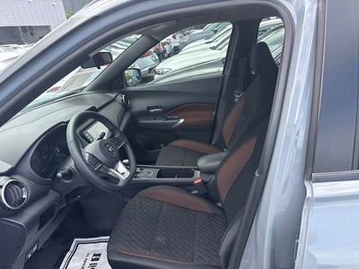 2021 Nissan Kicks SR