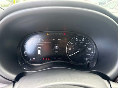 2021 Nissan Kicks SR