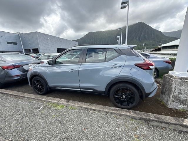 2021 Nissan Kicks SR