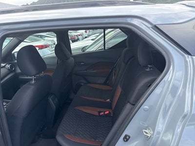 2021 Nissan Kicks SR