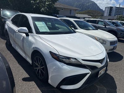 2022 Toyota Camry SE