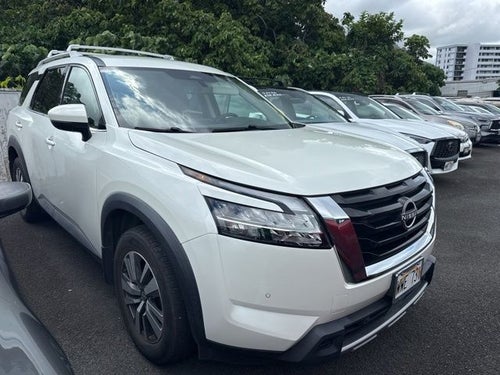 2023 Nissan Pathfinder SL