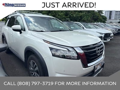 2023 Nissan Pathfinder SL