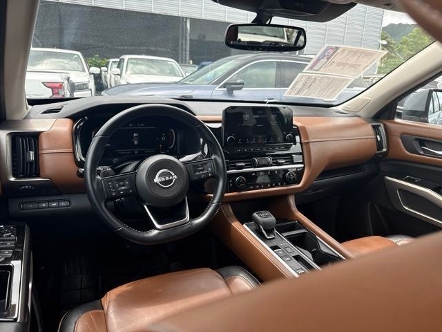 2022 Nissan Pathfinder Platinum