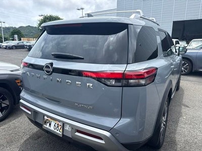 2022 Nissan Pathfinder Platinum