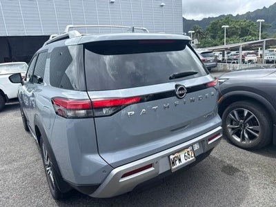 2022 Nissan Pathfinder Platinum