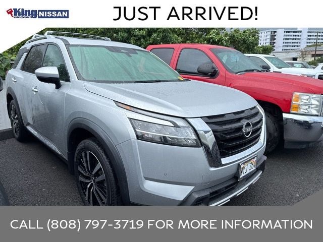 2023 Nissan Pathfinder Platinum