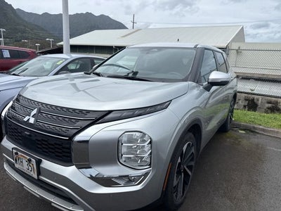2024 Mitsubishi Outlander SE