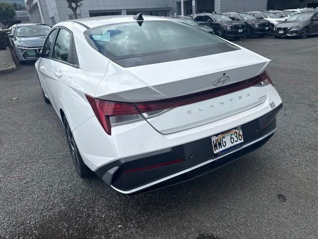 2024 Hyundai Elantra Limited