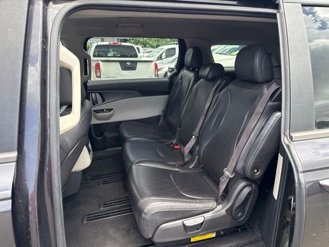 2022 Kia Carnival LX
