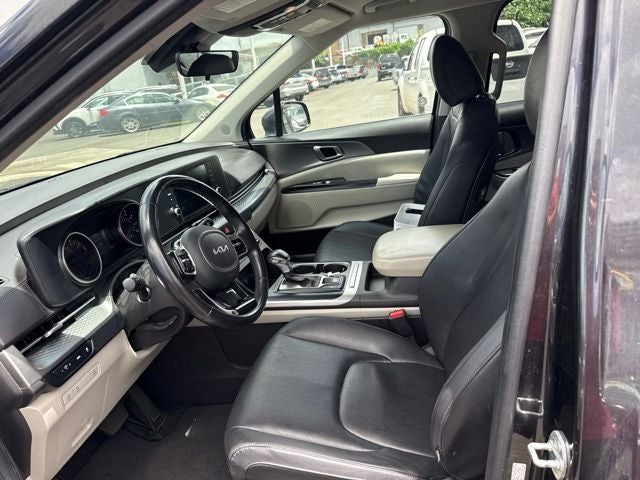 2022 Kia Carnival LX