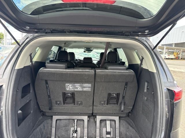 2022 Kia Carnival LX