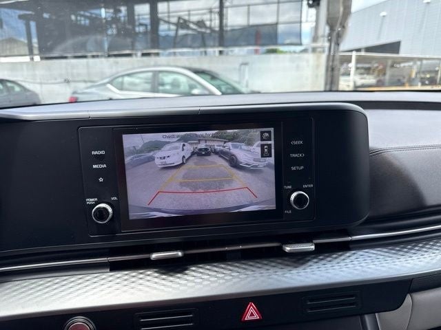 2022 Kia Carnival LX