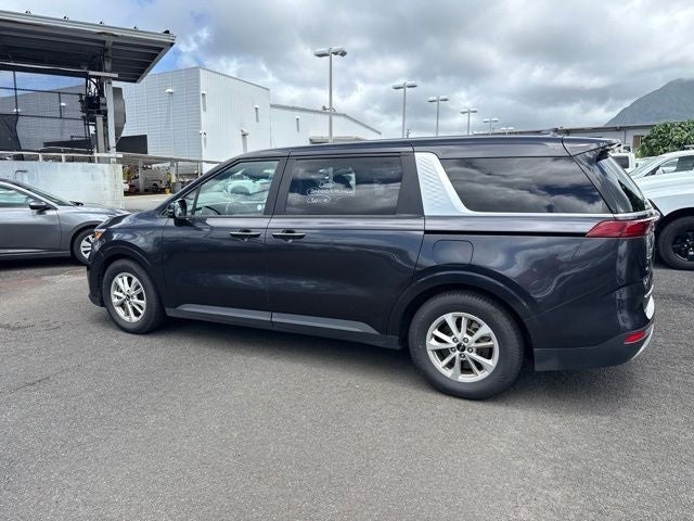 2022 Kia Carnival LX